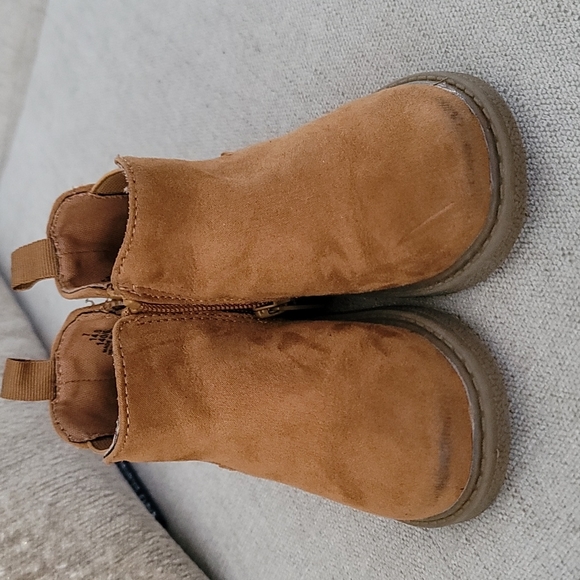 Boots - Picture 2 of 4